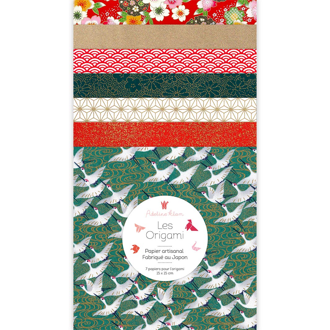 photo packshot du set de 7 carrés de papiers japonais adeline klam de 15cm par 15cm dans les tons rouges, verts, dorés et bleu canard « navidad » (E7) adeline klam