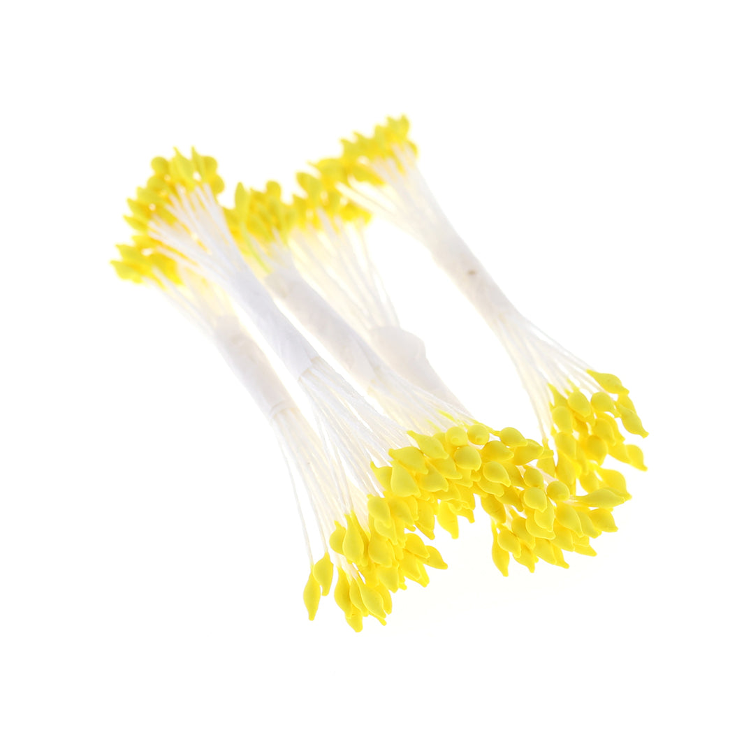 photo packshot vue de biais du lot de 5 fagots de pistils de fleurs jaunes et blancs (122)