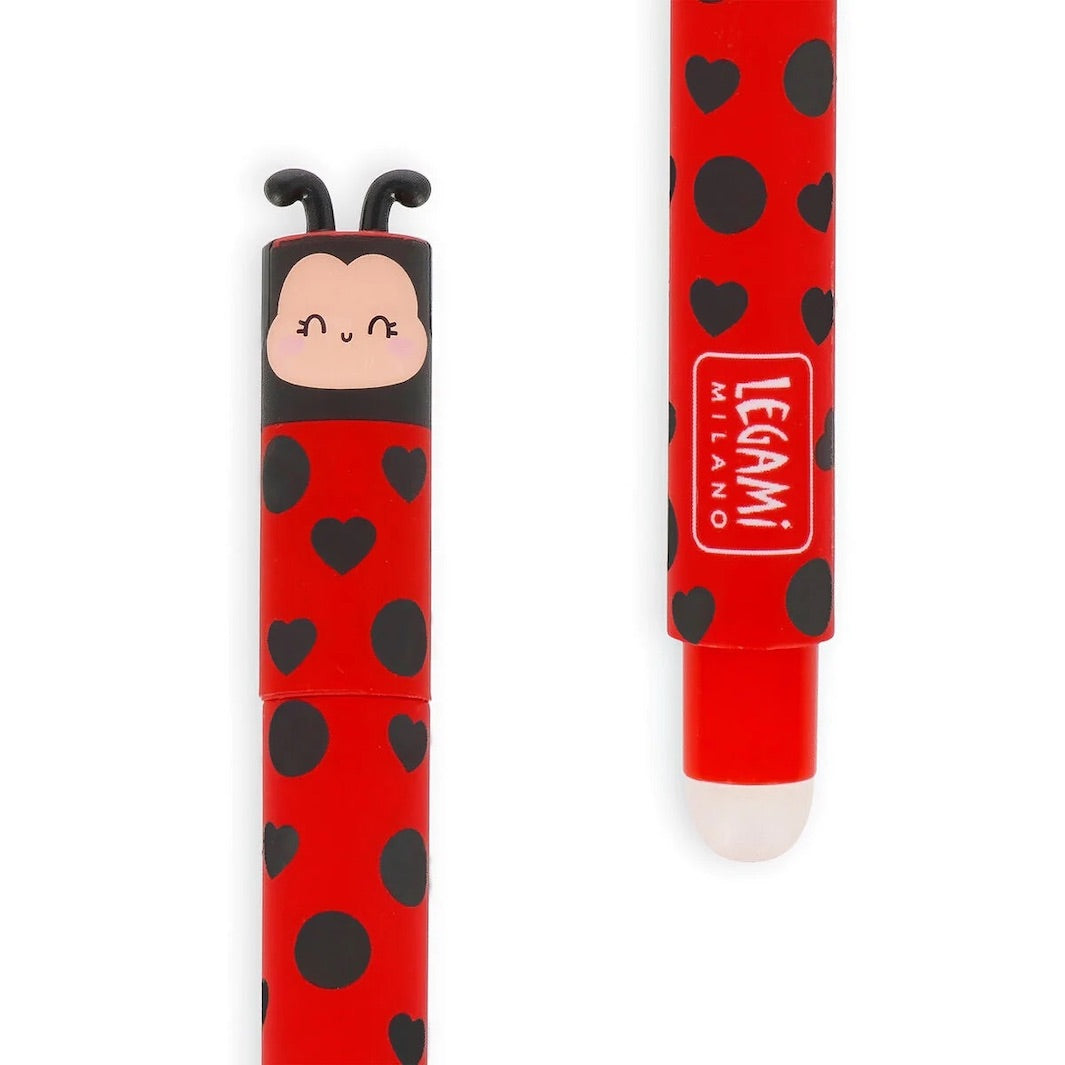 photo packshot zoomée du stylo gel effaçable en forme de coccinelle rouge et noire à l'encre rouge et à la pointe 0,7mm legami