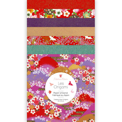pochette de 7 carrés de papiers japonais adeline klam de 15cm par 15cm dans les tons rouges, violets, verts et dorés « geisha »