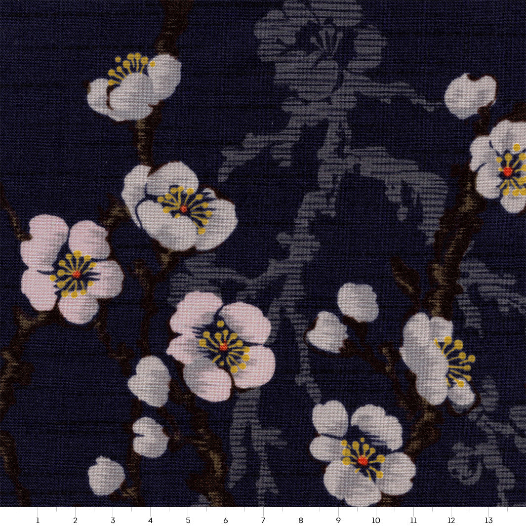 Tissu Japonais - Estampes de Fleurs de Prunier - Bleu Marine - T404