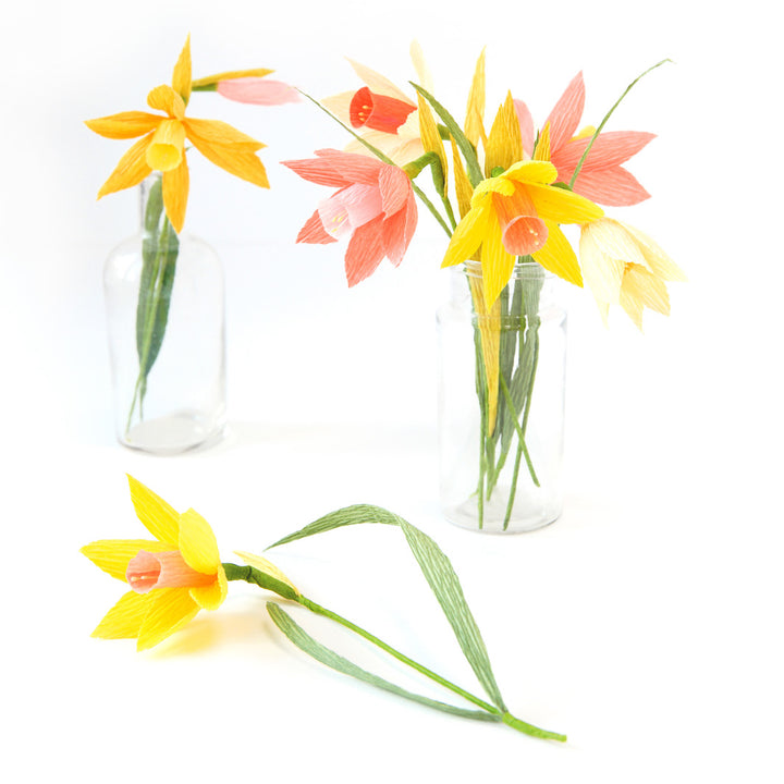 Daffodil Bouquet Kit in Crepon - Yellow, Orange, Coral and Green