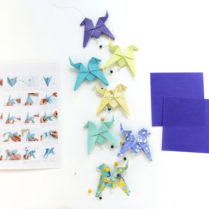 Kit Guirlande de Chevaux en origami - Jaune, Vert d'Eau et Bleu Nuit  - Citronnier - U4