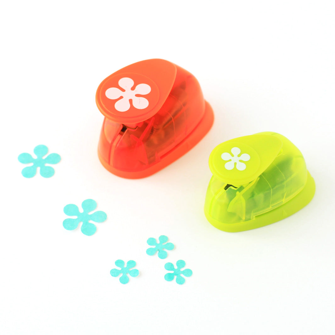 Perforatrice Pistil - Petite Fleur Ronde - 16mm (verte)