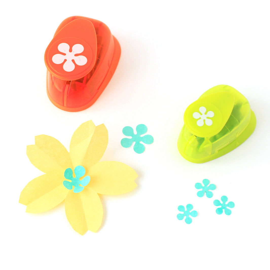 Pistil Punch - Small Round Flower - 16mm (green)