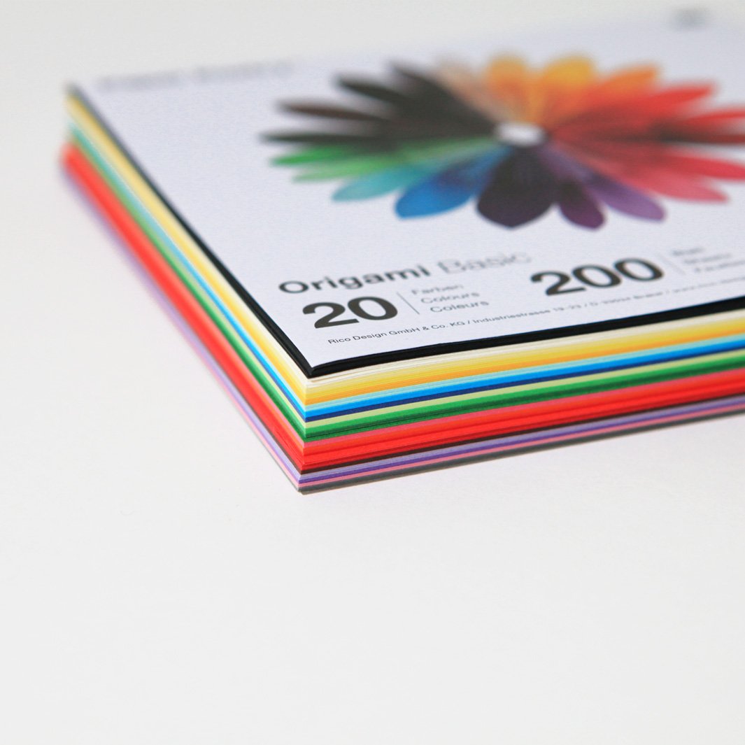200 Plain Origami Papers - 15 x 15 cm - 20 basic colors