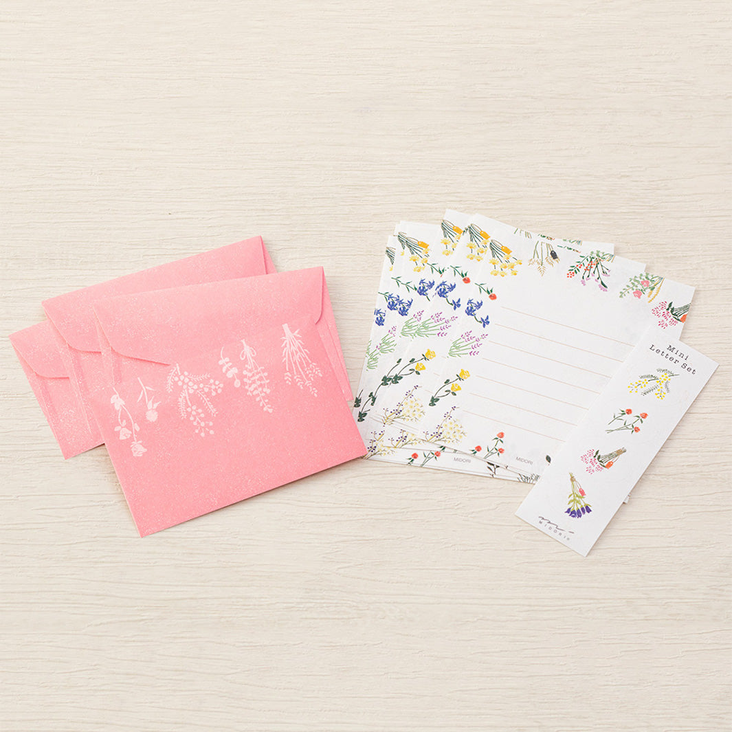 Mini Set de 12 Papiers à Lettres, 4 Enveloppes et 4 Stickers - Fleurs Séchées