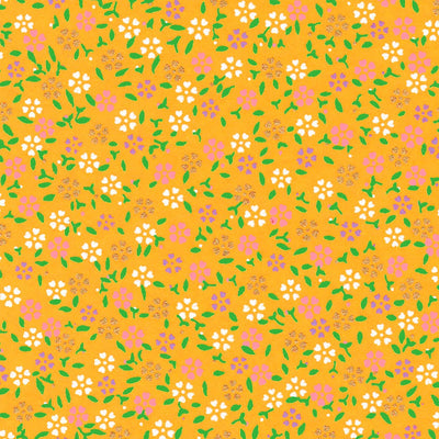 papier japonais aux motifs de mini fleurs de cerisier blanches, roses, mauve et dorées et feuilles vertes sur fond jaune moutarde adeline klam de 10cm par 10cm