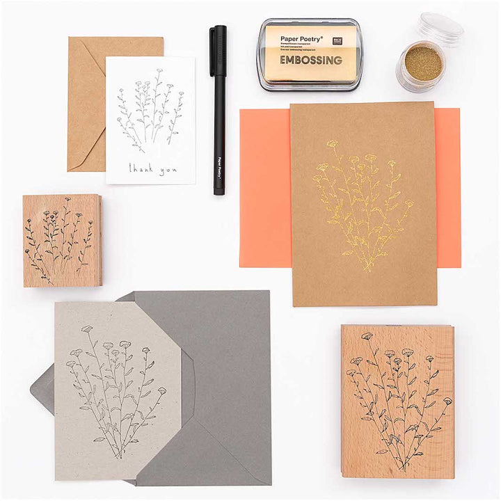 photo d'ambiance du tampons grand modèle au motif de fleurs d'anis rico design