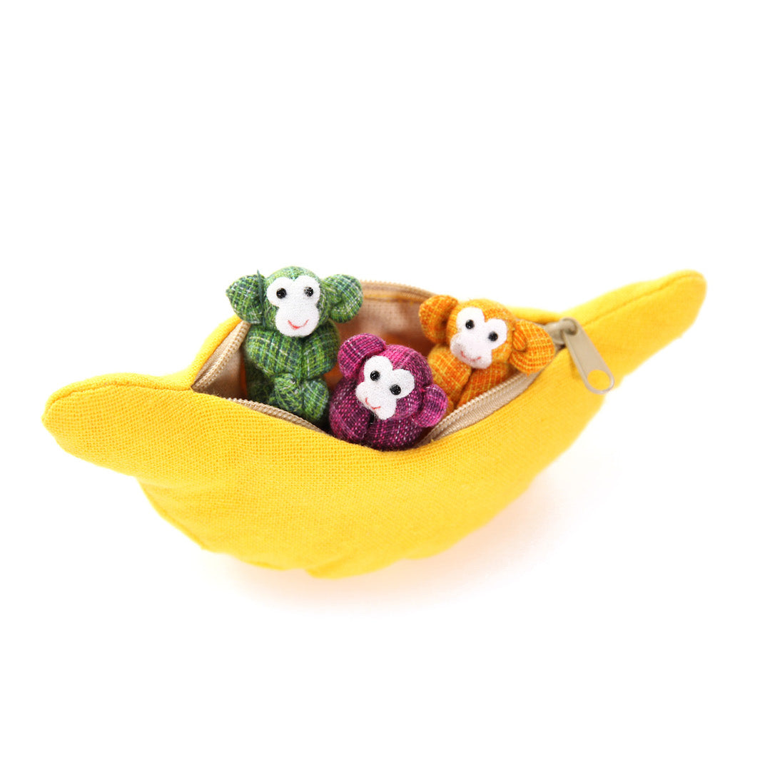 Banane Jaune & Trio de Singes Colorés en Tissus
